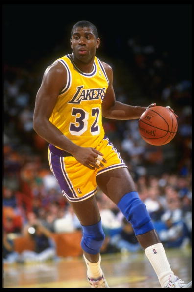 他在前场连 他在前场连