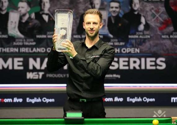 中场控场的 中场控场的